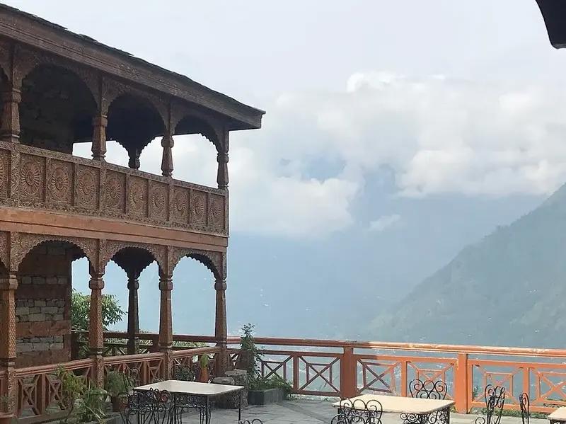 Naggar Castle
