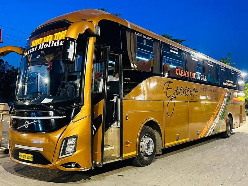 Volvo Bus From Delhi to Manali. Manali Honeymoon Package